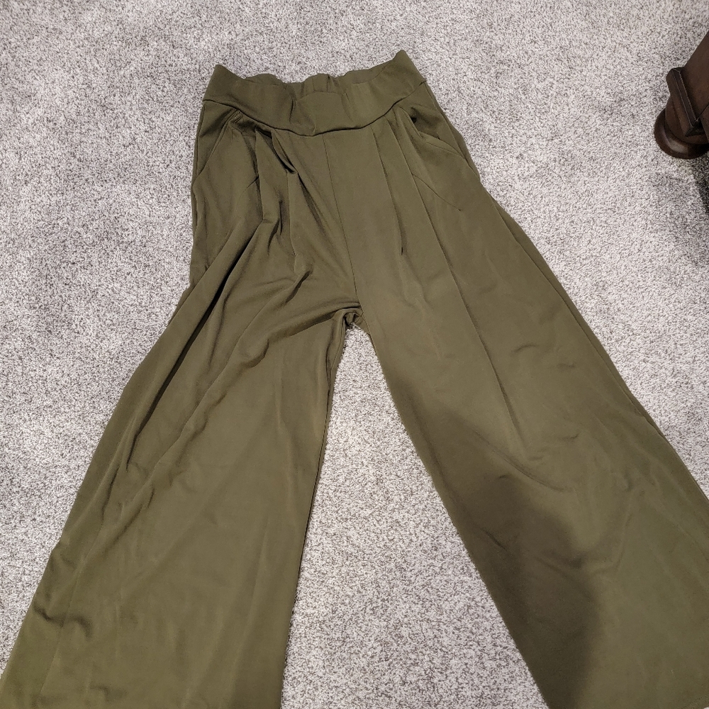 Wide leg pull on pants